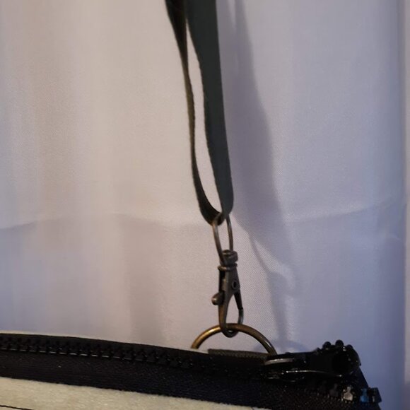 New Travel Sling bag Western Bear Paw Prints design Sage Suede Brown blue rustic - Picture 5 of 14